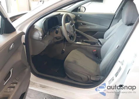 2022 Hyundai Elantra Sel from USA, damaged, VIN 5NPLM4AG6NH063862